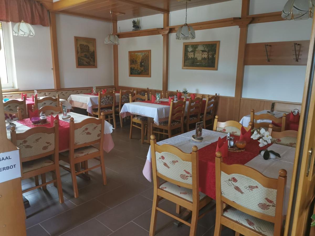 Hotel Lei'S Wok Neusiedl am See Esterno foto