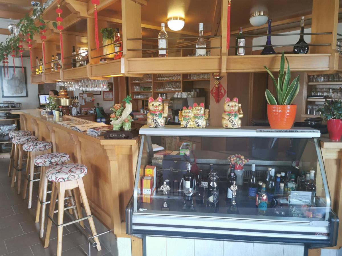 Hotel Lei'S Wok Neusiedl am See Esterno foto